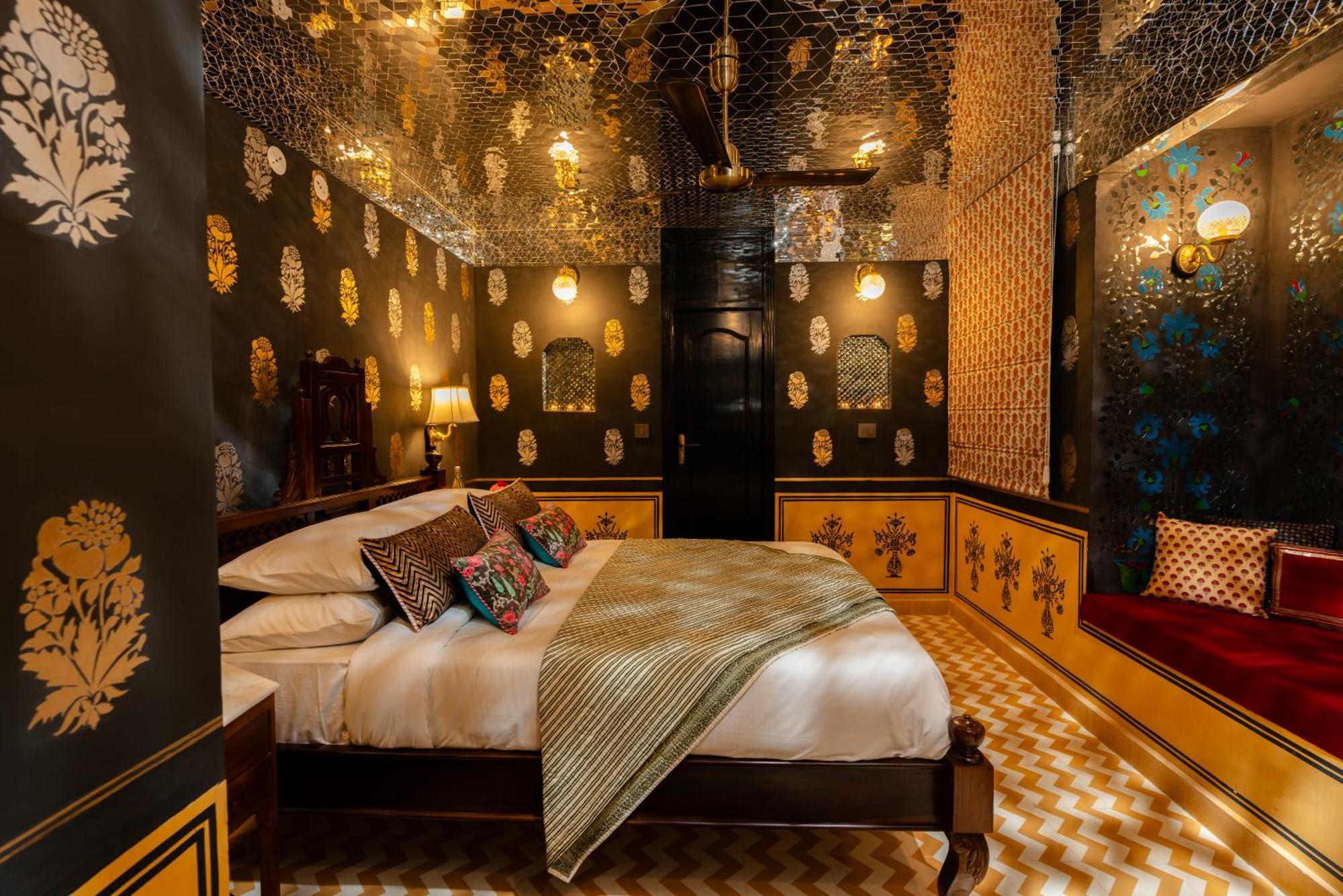 Laalee Jaipur Quarto foto